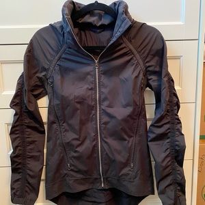 Lululemon Running/WindBreaker Light Jacket Black Size 4